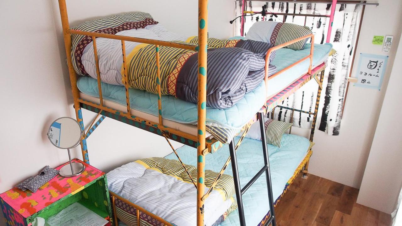 Kamagasaki University Of The Arts Cafe Garden Guest House Aka Cocoroom Osaka Ngoại thất bức ảnh