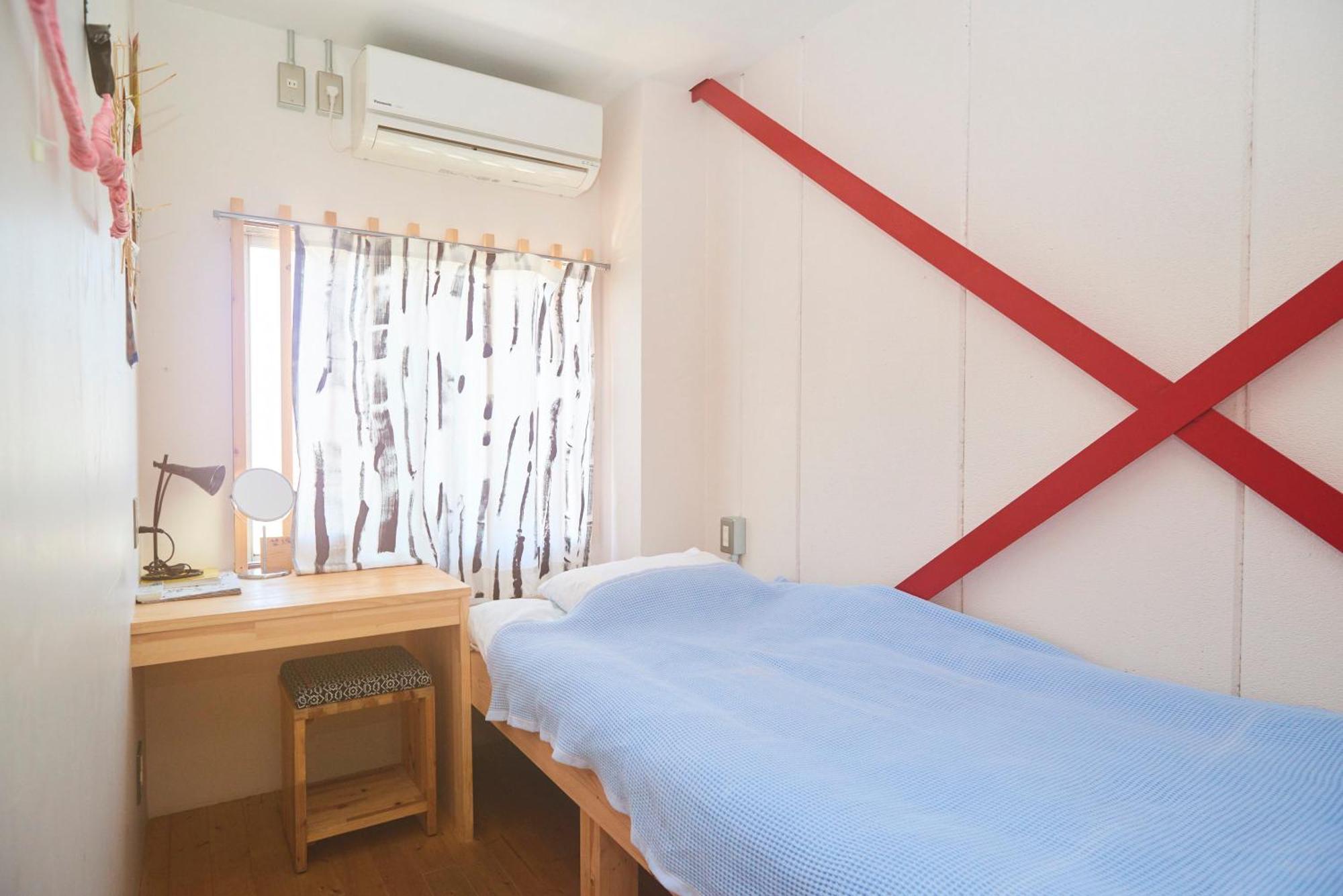 Kamagasaki University Of The Arts Cafe Garden Guest House Aka Cocoroom Osaka Ngoại thất bức ảnh