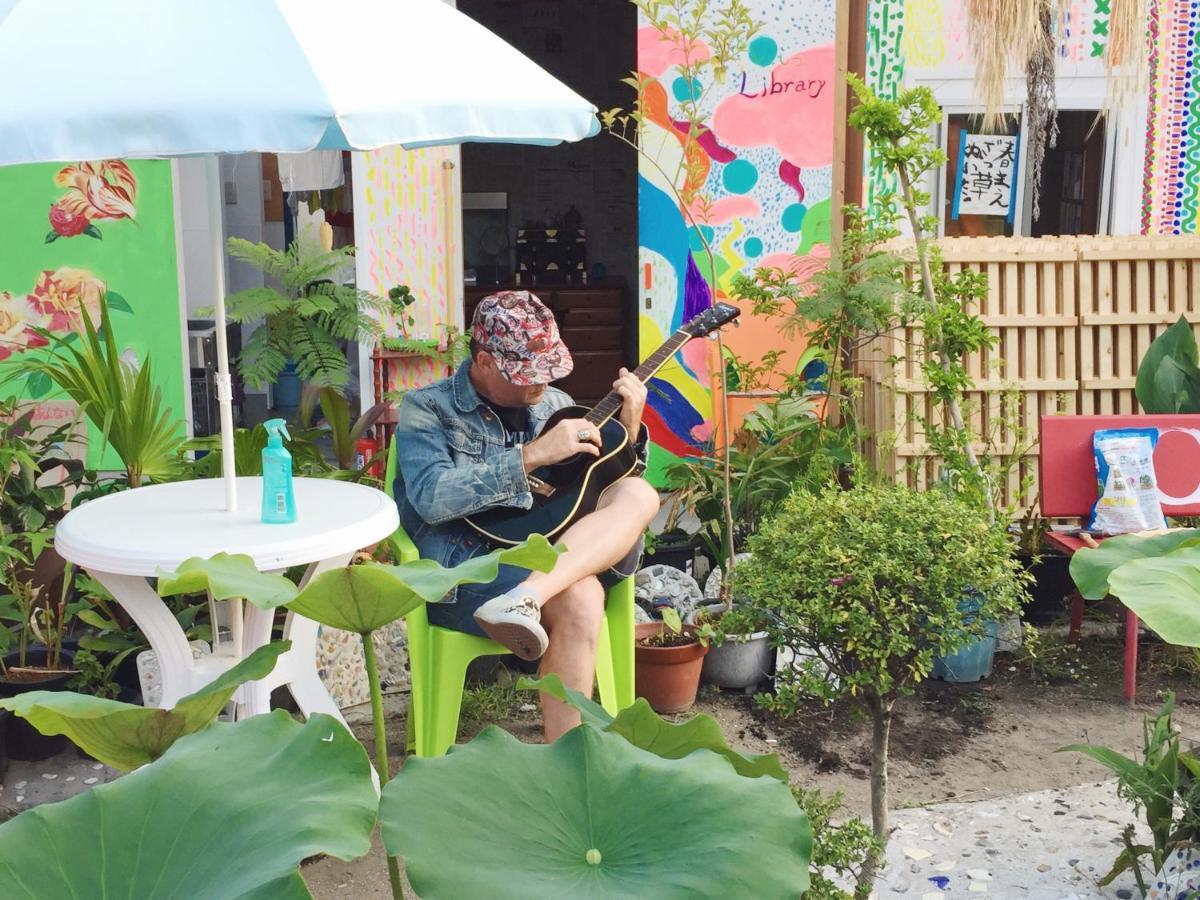 Kamagasaki University Of The Arts Cafe Garden Guest House Aka Cocoroom Osaka Ngoại thất bức ảnh